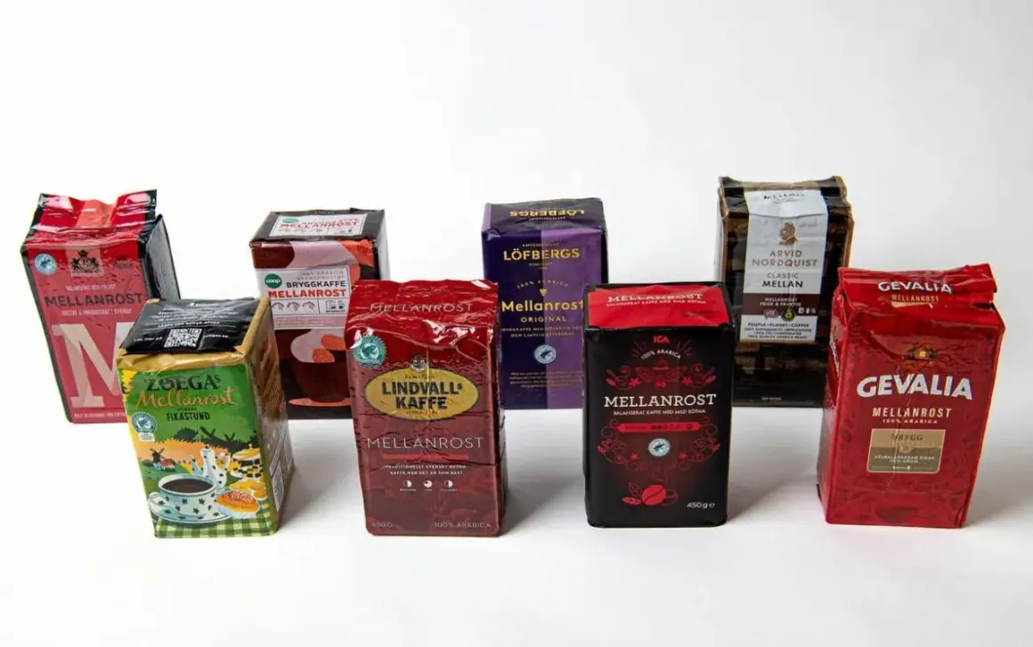 En samling kaffepaket, från Gevalia till Löfbergs, som kan ge en känsla av ångest av kaffe för den som inte kan välja.